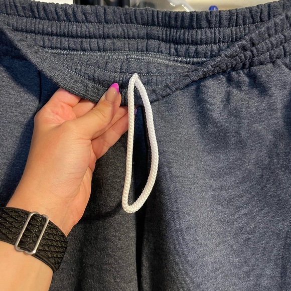 Fruit of the Loom Sweatpants - Picture 3 of 6